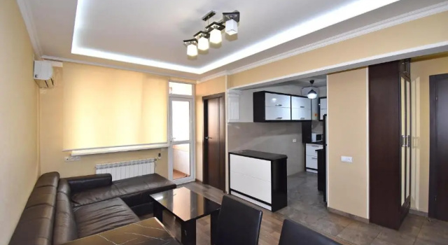 Апартаменты Yeznik Koghbatsi - Amiryan crossroads 1 bedroom comfy apartment with Balcony KO100