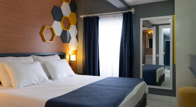 Letstay Hotel (Adults Only 12+)