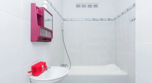 ZEN Rooms Seminyak Gang Rahayu, Reservar Hotel Hotéis em Bali com piscina, Piscina