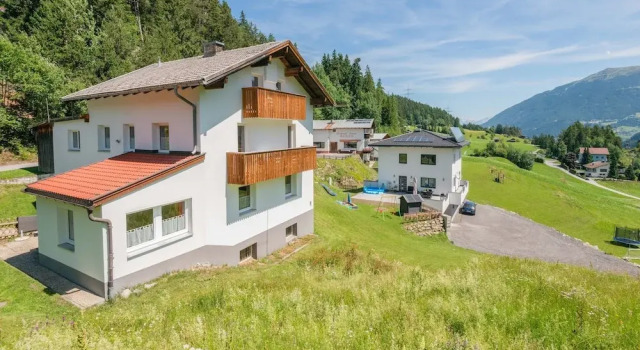 Коттедж Chalet in Tyrol near Ski Resort
