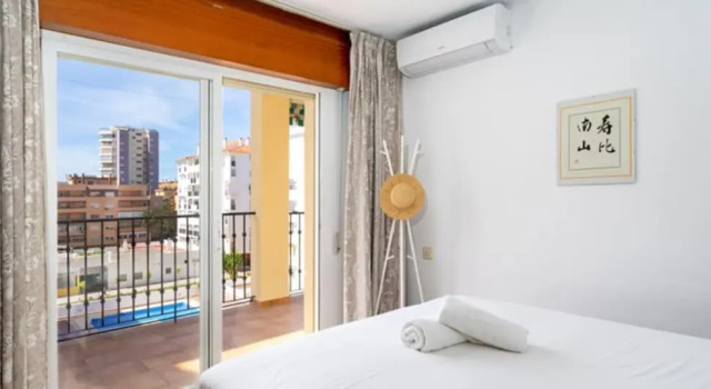 Apartment - 2 Bedrooms with Pool and WiFi - 107867