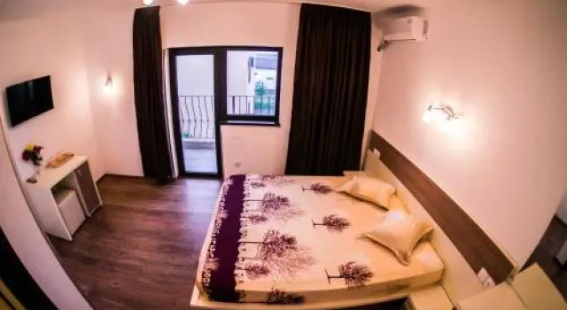 Vila Kos, Rezerwuj Hotel Navodari Mamaia-Sat
