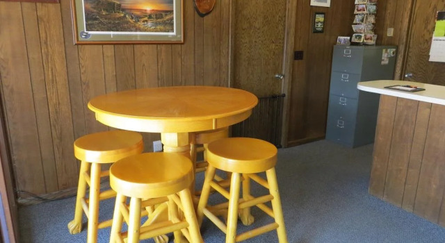 Coachlight Motel, Buchen Sie Motel Mitchell South Dakota