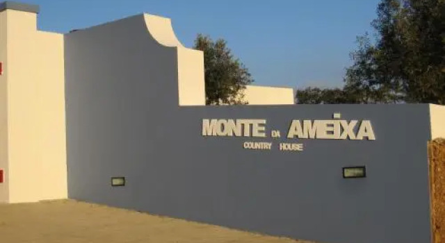 Monte da Ameixa Country House, Prenota Hotel Hotel a Alentejo con parcheggio, Parcheggio