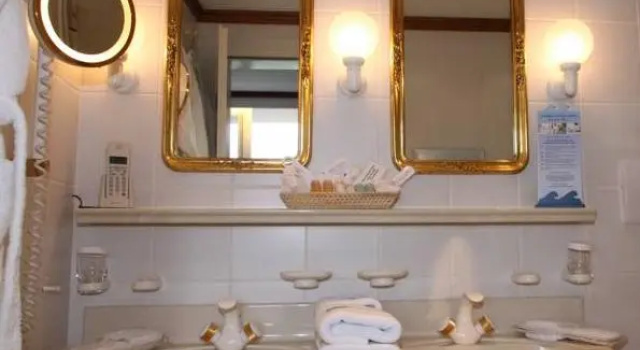 Полулюкс Badhotel Sternhagen