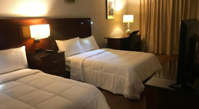 Люкс Deluxe Stratus Suites Boutique Hotel