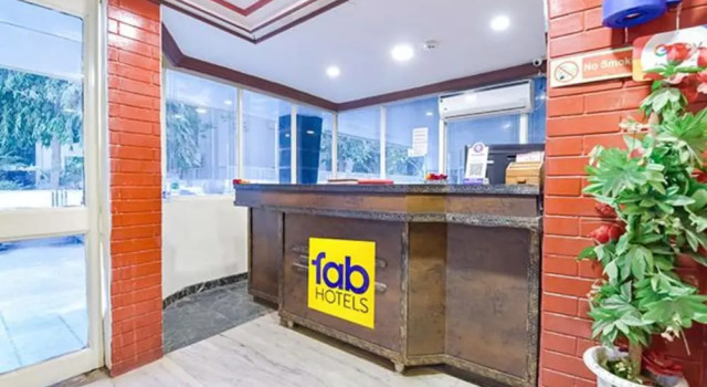 Fabexpress Poonam Palace, Rezerwuj Hotel Hotele w Gujarat ze śniadaniem, Śniadanie