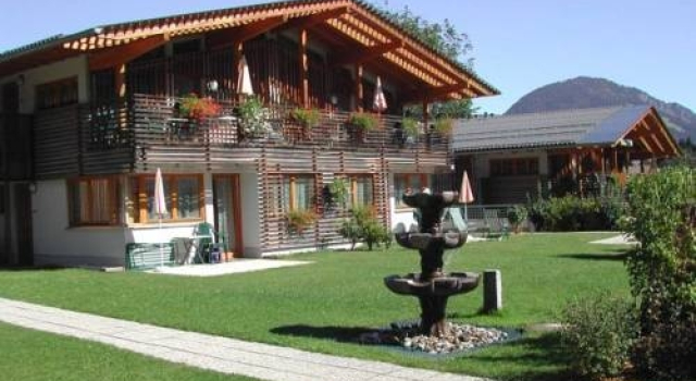 Tirolerhaus-Chalet Kirchdorf, Забронировать Шале Виллы Тироля, Вилла