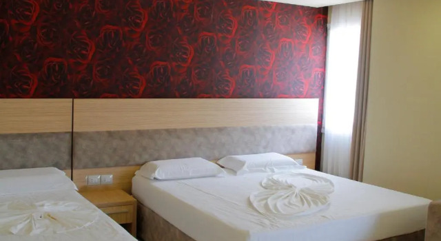 Трёхместный номер Standard Hotel Dyrrah