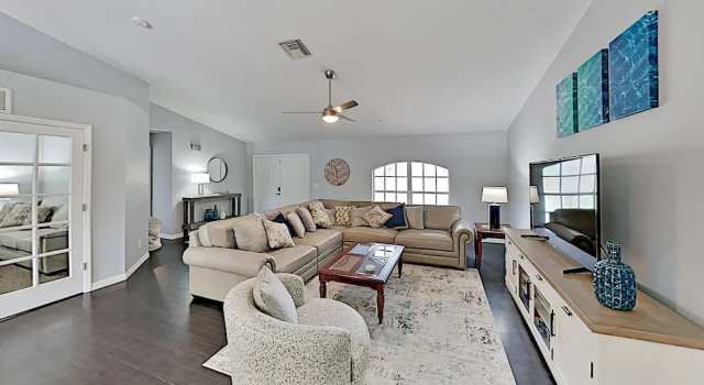 Stylish Tropical Getaway W/ Pool & Oversized Yard 3 Bedroom Home, Забронировать Вилла Отели Кейп-Корал 4 звезды, 4*