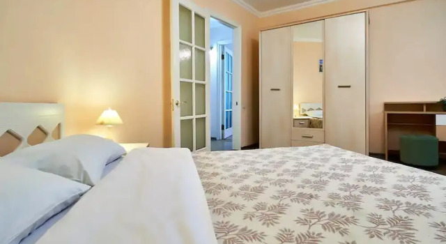 Апартаменты Home-Hotel, ул. Нижний Вал, 41-1