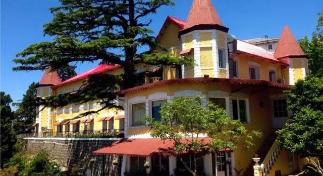 Номер Royal WelcomHeritage Kasmanda Palace