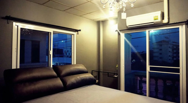 Staying Hostel