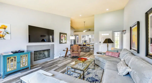 Апартаменты Pool Access: Newly Renovated Palm Desert Condo
