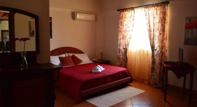 Трёхместный номер Standard Antico Frantoio Rooms
