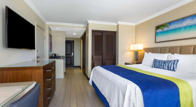 Двухместный номер Standard с видом на город Wyndham Deerfield Beach Resort