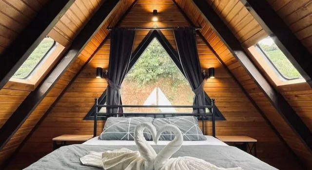 Бунгало Moon House Bungalow