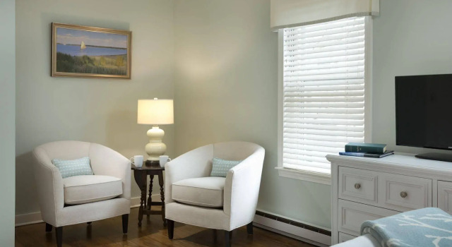 Brass Lantern Inn, Book Bed and Breakfast Nantucket Cape Cod