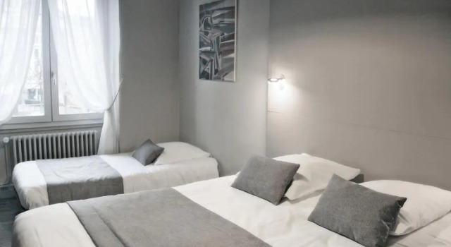 Трёхместный номер Standard Hotel Thonon Centre Le Comte Rouge