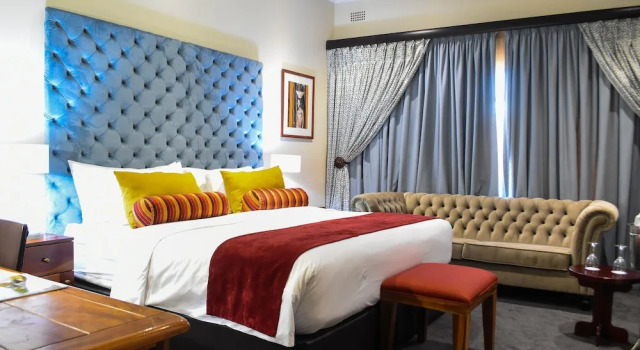 Cresta Botsalo Hotel, Book Hotel Palapye Central District