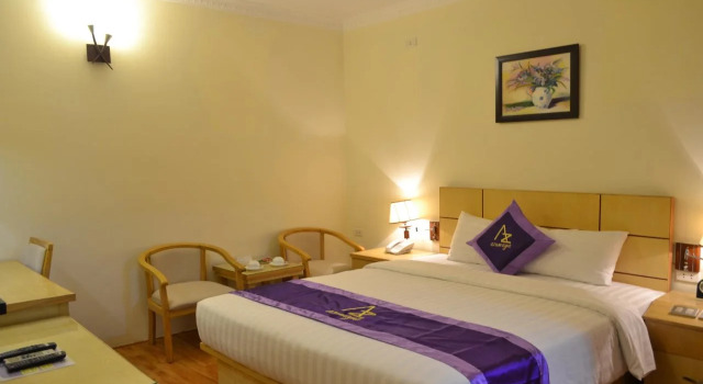 Azumaya Hai Ba Trung 2 hotel