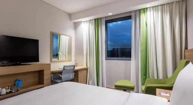 Двухместный номер для гостей с ограниченными возможностями Hampton by Hilton Istanbul Zeytinburnu