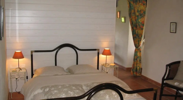 Gîtes de Pellecahus, Book Hotel La Romieu Gers