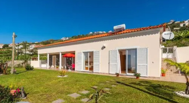 Casa Sol e Vista, Rezerwuj Apartament Hotele w Arco da Calheta z parkingiem, Parking