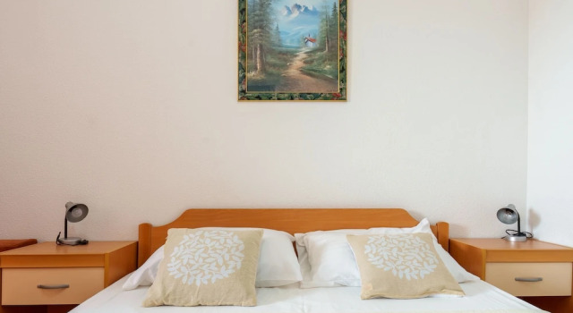 Sea View Apartment Studio for 2-3 People - Close to Commodities