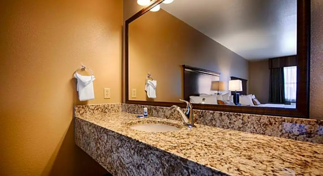 Шестиместный номер Standard Best Western Fallon Inn & Suites