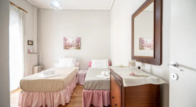 Family apartment at Kalithea 2 bedrooms 4 pers