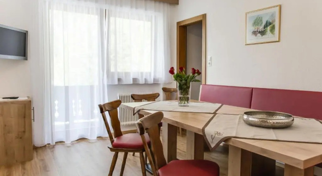 Апартаменты с 3 комнатами с балконом Appartement Holzknecht