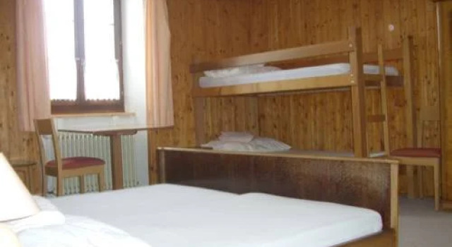 Centre Chrétien La Grange, Prenota Hotel Sainte-Croix 