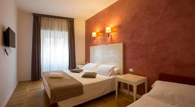 Номер Superior Floris Hotel