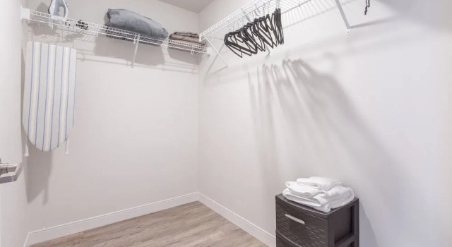 Апартаменты Premium Domicile Suites at Cove