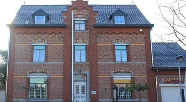 Huyze Max Bed & Breakfast, Prenota Hotel Dilsen-Stokkem Maasland