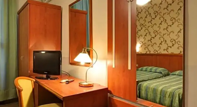 Camera Standard Hotel Universo