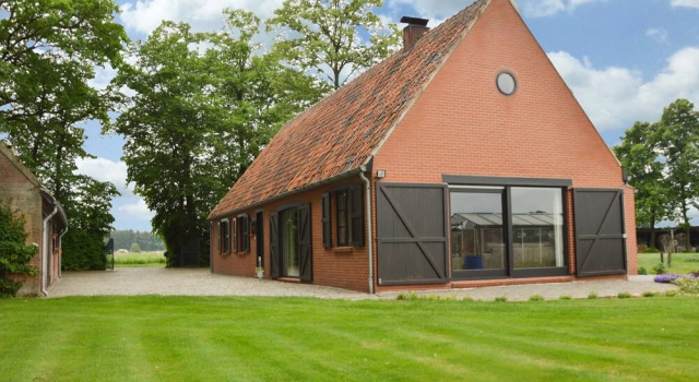 Attractive Mansion in Grote Brogel With Landscaped Garden, Varaa Hotelli Hotellit Brussels pysäköinnillä, Pysäköinti