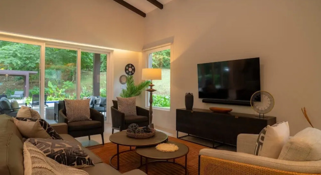 - Casa Cenizaro Six Bedroom Private Pool Family