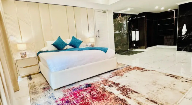 Luxo Casal quarto varanda e com vista para a piscina H & H Boutique and Spa