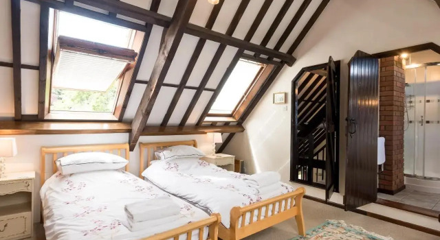 Sky Lark, Забронировать Отель Бизнес-отели Англии, 4* 5*