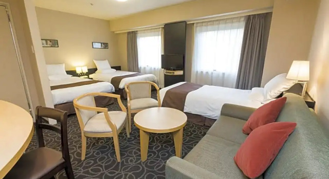 Четырёхместный номер Standard Tokyo Toranomon Tokyu REI Hotel