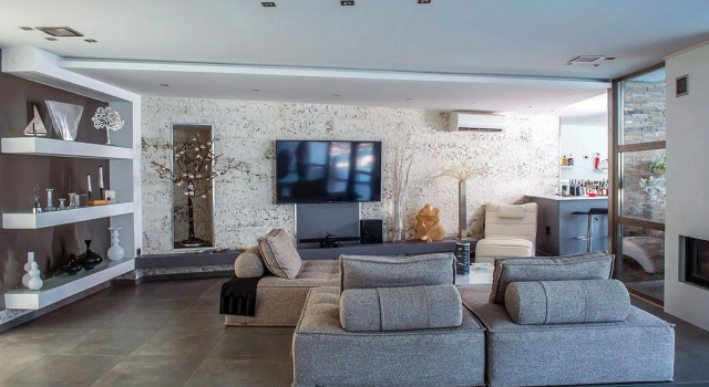 Amazing 4 bedroom villa very close to the beach, Забронировать Вилла Аниссарас 