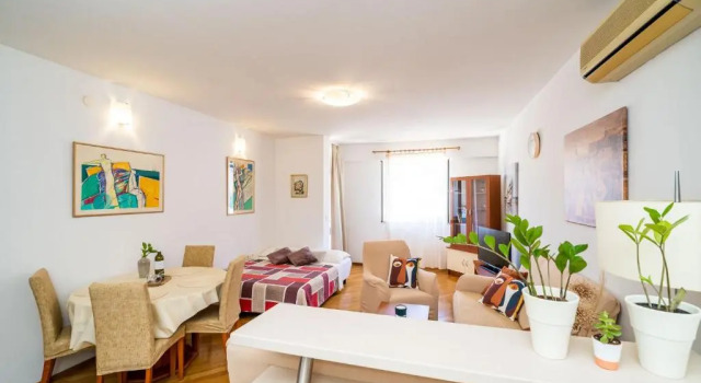 Апартаменты Down Town Apartments