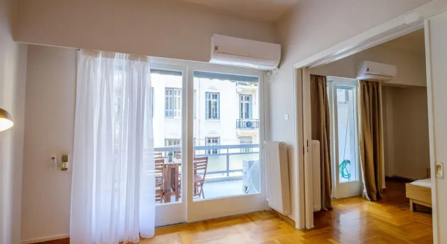 Olala Kolonaki Chic & Spacious 3BR Flat w/ balcony, Забронировать Отель Отели Афины 3 звезды, рядом с Музей нумизматики, 3*