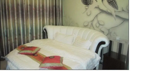 Xinji Express Inn