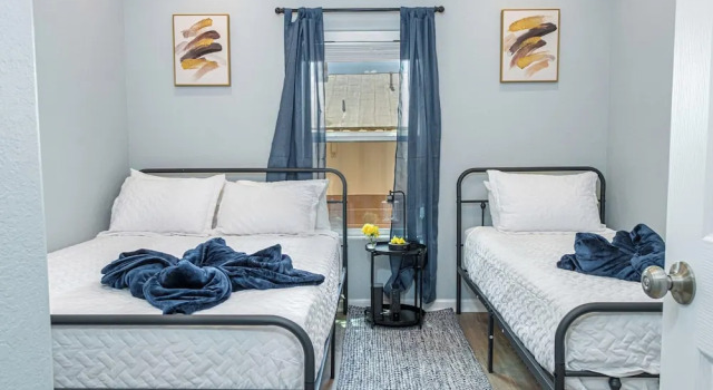 Heaven-sent Convenient 4br/ 3BA Near Downtown, Забронировать Дом для отпуска Коттеджи Сан-Антонио, рядом с Миссия Аламо в Сан-Антонио, Коттедж