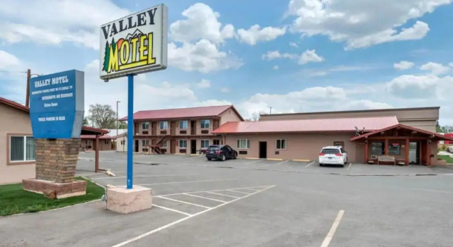 Четырёхместный номер Standard Valley Motel