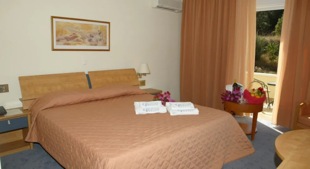 Трёхместный номер Standard с видом на море Crithonis Paradise Hotel