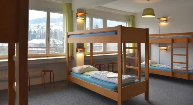 Кровать в общем номере Hostel 77 Bern